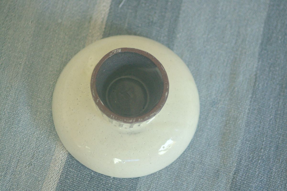 画像: 花三島台付き小鉢